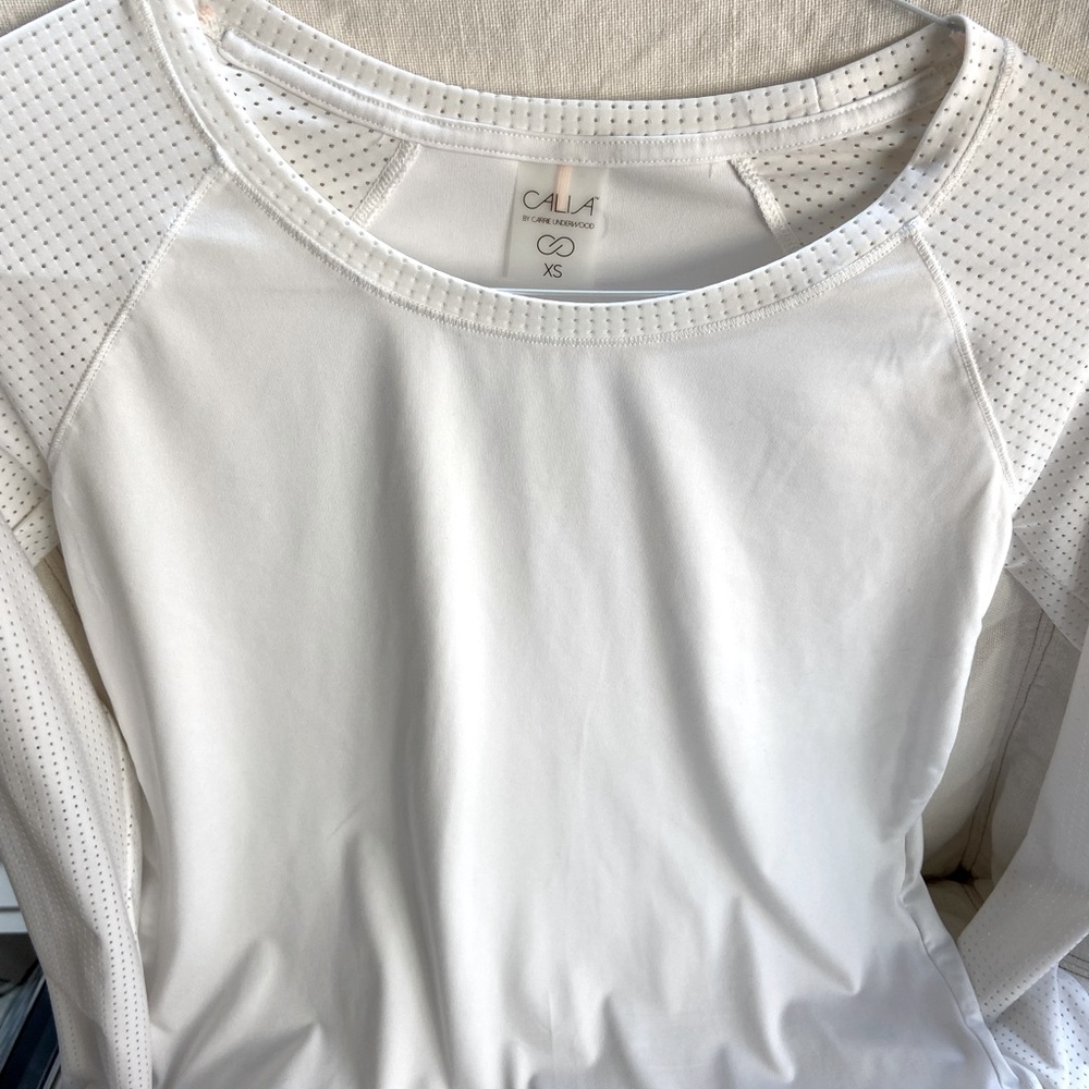 Calia by Carrie Underwood white top NWOT XS